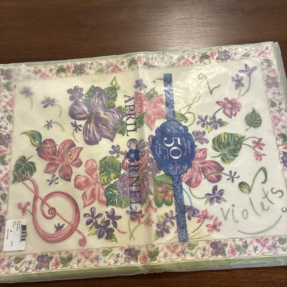 April Cornell Placemats NWT 14x19